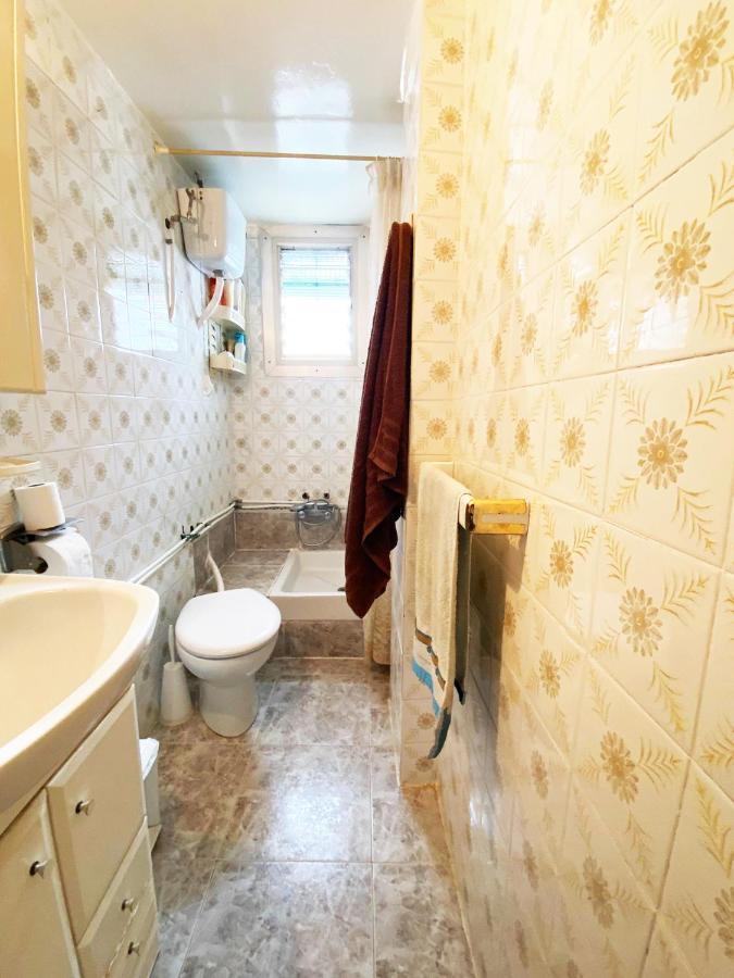 La Malvarrosa Beach Rooms In Shared Apartment Valencia Kültér fotó