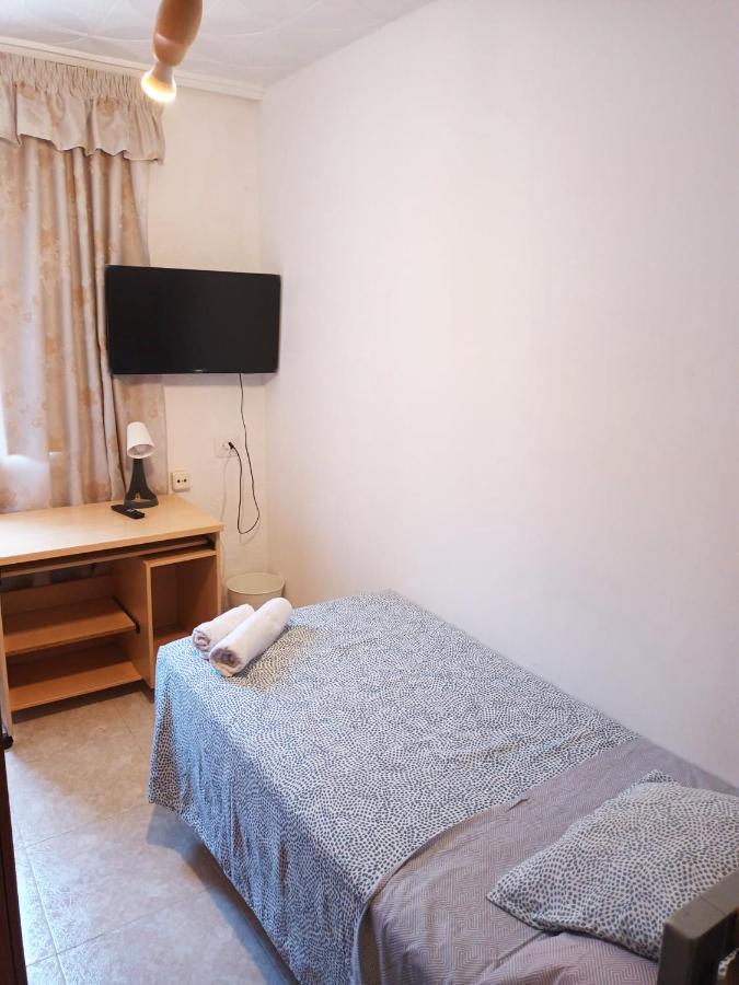 La Malvarrosa Beach Rooms In Shared Apartment Valencia Kültér fotó